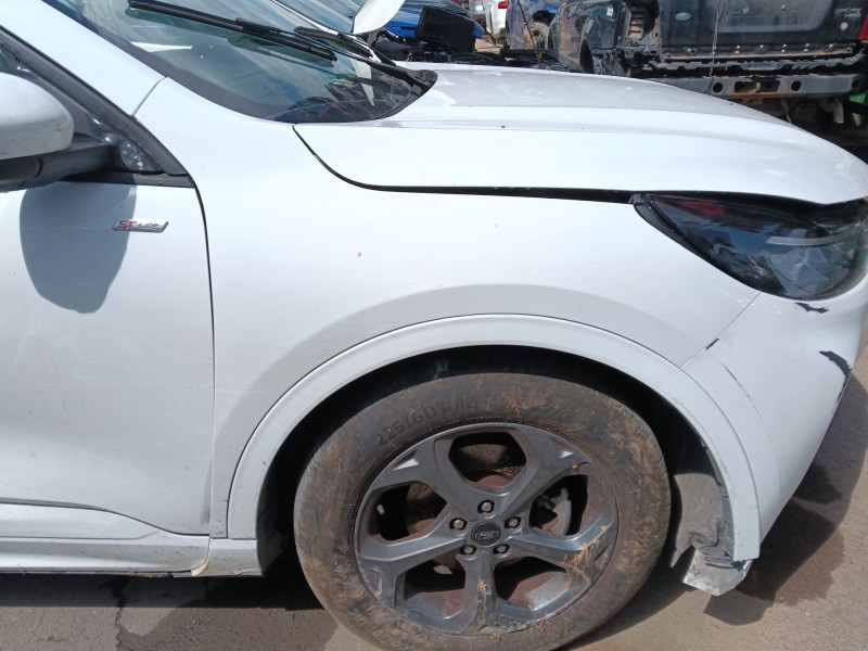 Recambio de aleta delantera derecha para ford kuga iii (dfk) 2.5 fhev referencia OEM IAM 2549906  