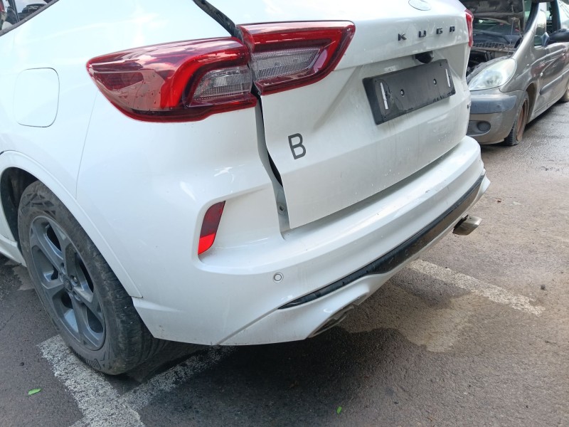 Recambio de paragolpes trasero para ford kuga iii (dfk) 2.5 fhev referencia OEM IAM 2500108 / 2460983  