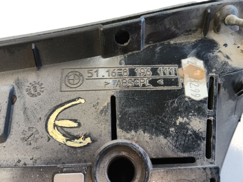 Recambio de guantera para bmw 3 (e46) 320 d referencia OEM IAM 51168196111 / 51167141581  