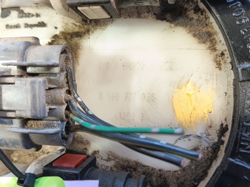 Recambio de bomba combustible para nissan almera ii hatchback (n16) 2.2 dci referencia OEM IAM 17040BN900  