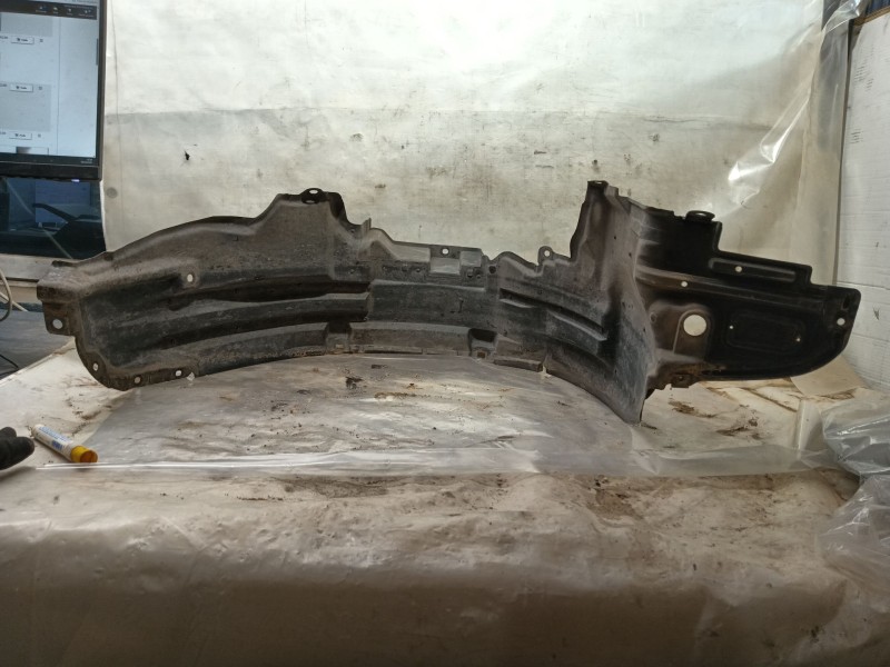Recambio de paso de rueda delantero izquierdo para nissan x-trail i (t30) 2.2 dci referencia OEM IAM 63841EQ300 63841EQ000 