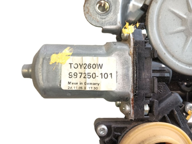 Recambio de elevalunas delantero derecho para toyota corolla verso (zer_, zze12_, r1_) 2.2 d-4d (aur10_) referencia OEM IAM 6981