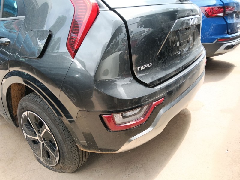 Recambio de paragolpes trasero para kia niro ii (sg2) 1.6 gdi plug-in hybrd referencia OEM IAM   