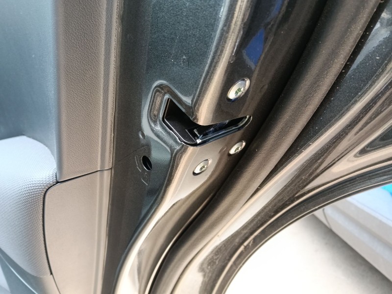 Recambio de cerradura puerta trasera derecha para kia niro ii (sg2) 1.6 gdi plug-in hybrd referencia OEM IAM   