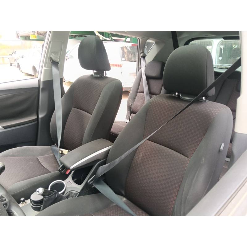 Recambio de cinturon seguridad delantero derecho para toyota verso (_r2_) 1.6 (zgr20_) referencia OEM IAM 732100F050B0  