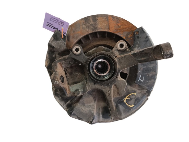 Recambio de mangueta delantera izquierda para mitsubishi l200 (k7_t, k6_t, k5_t) 2.5 td 4wd (k74t) referencia OEM IAM MR113884  