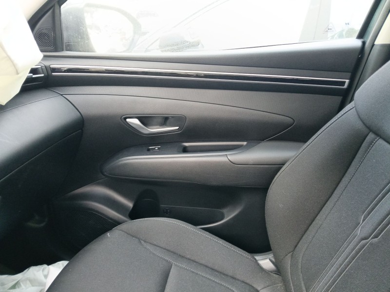 Recambio de guarnecido puerta delantera derecha para hyundai tucson (nx4e, nx4a) 1.6 t-gdi referencia OEM IAM   