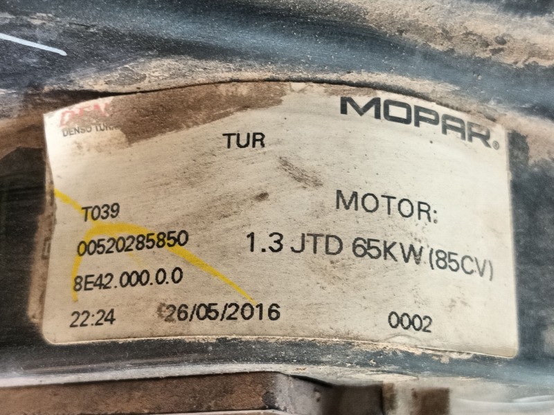Recambio de electroventilador para fiat doblo autobús (263_) 1.3 d multijet (263axc1a) referencia OEM IAM 51821155 520285850 