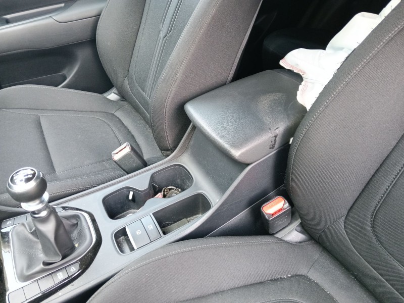 Recambio de apoyabrazos central para hyundai tucson (nx4e, nx4a) 1.6 t-gdi referencia OEM IAM   