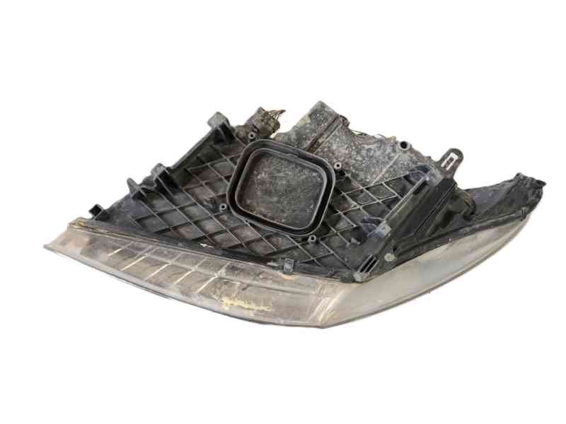 Recambio de faro derecho para renault megane iii hatchback (bz0/1_, b3_) 1.5 dci referencia OEM IAM 260100850R / 260108719R  