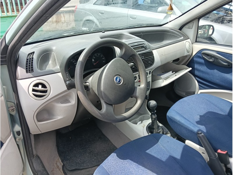 fiat punto (188_) del año 2003
