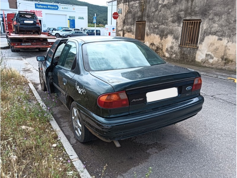 ford mondeo i sedán (gbp) del año 1994
