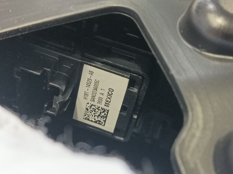 Recambio de guarnecido puerta trasera izquierda para ford focus iv (hn) 1.0 ecoboost mhev referencia OEM IAM   
