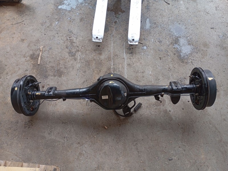 Recambio de puente trasero para mitsubishi l200 (k7_t, k6_t, k5_t) 2.5 td 4wd (k74t) referencia OEM IAM   