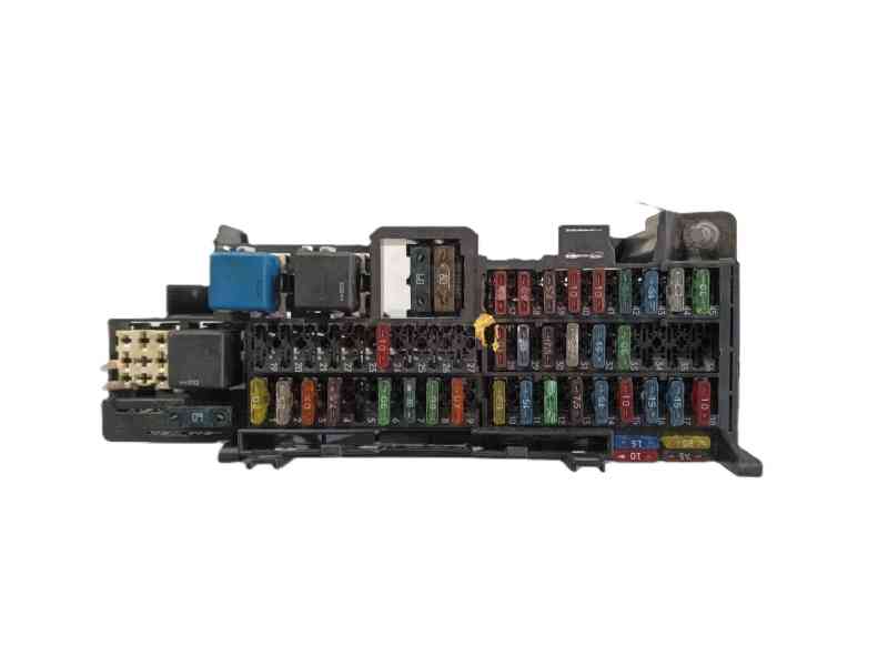 Recambio de caja fusibles delantera para mercedes-benz clase a (w168) a 160 (168.033, 168.133) referencia OEM IAM   