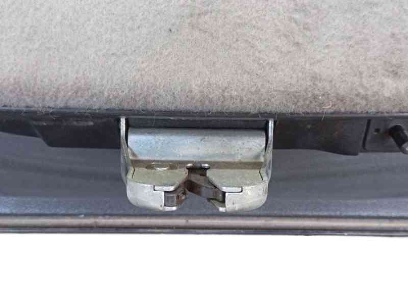 Recambio de porton trasero para mercedes-benz clase a (w168) a 160 (168.033, 168.133) referencia OEM IAM 1687405205  