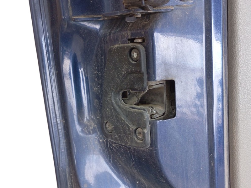 Recambio de puerta lateral corredera izquierda para renault kangoo (kc0/1_) 1.9 dci 4x4 referencia OEM IAM   