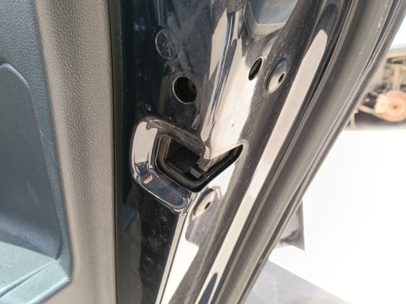 Recambio de cerradura puerta trasera derecha para volkswagen polo vi (aw1, bz1, ae1) 1.0 tsi referencia OEM IAM 5TA839016Q  