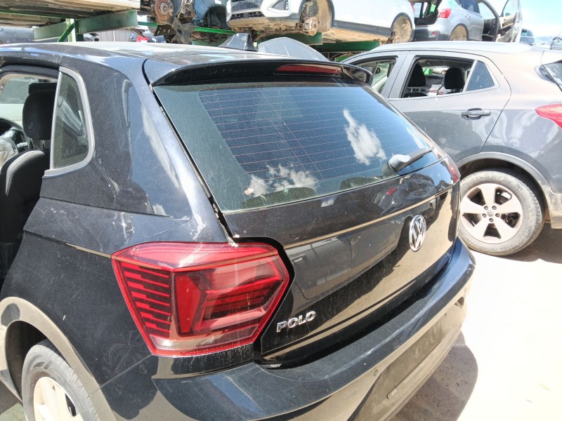 Recambio de porton trasero para volkswagen polo vi (aw1, bz1, ae1) 1.0 tsi referencia OEM IAM 2G6827025E  