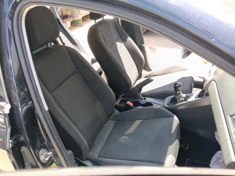 Recambio de asiento delantero derecho para volkswagen polo vi (aw1, bz1, ae1) 1.0 tsi referencia OEM IAM   