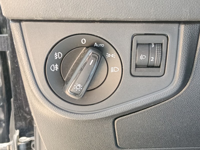 Recambio de mando luces para volkswagen polo vi (aw1, bz1, ae1) 1.0 tsi referencia OEM IAM   
