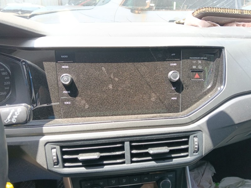 Recambio de pantalla multifuncion para volkswagen polo vi (aw1, bz1, ae1) 1.0 tsi referencia OEM IAM   