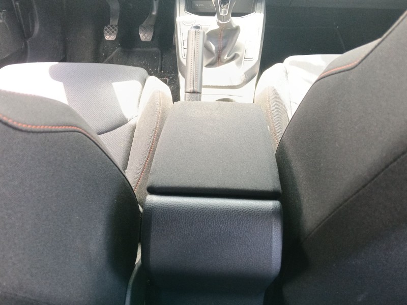 Recambio de apoyabrazos central para seat ibiza v (kj1, kjg) 1.0 tsi referencia OEM IAM   