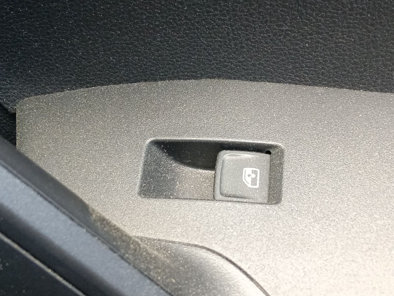 Recambio de mando elevalunas trasero derecho para seat ibiza v (kj1, kjg) 1.0 tsi referencia OEM IAM   
