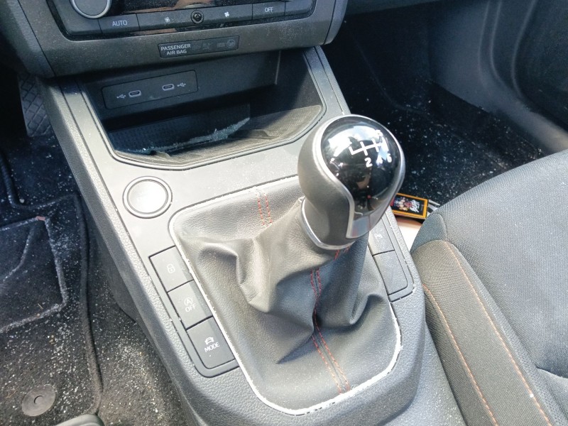 Recambio de pomo palanca cambio para seat ibiza v (kj1, kjg) 1.0 tsi referencia OEM IAM   