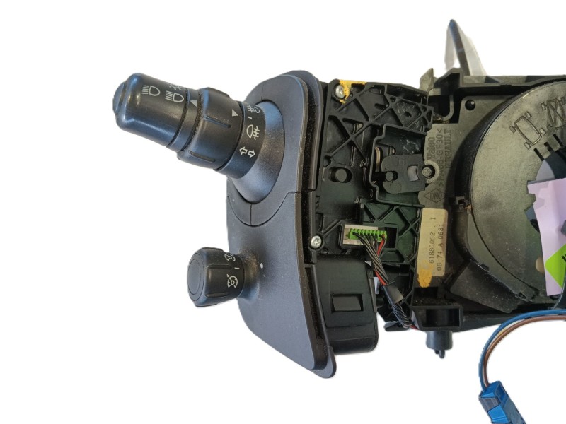 Recambio de mando multifuncion para renault scénic ii (jm0/1_) 1.9 dci (jm14) referencia OEM IAM   