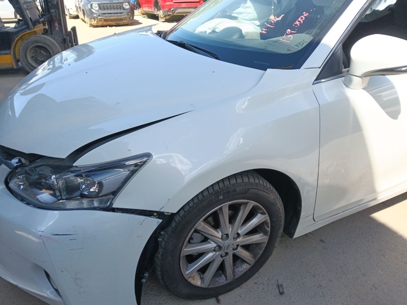 Recambio de aleta delantera izquierda para lexus ct (zwa10_) 200h (zwa10_) referencia OEM IAM   