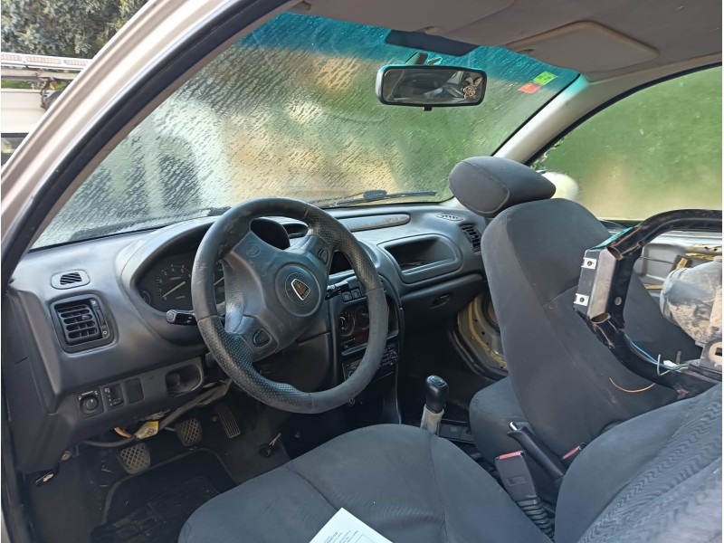 rover 25 i hatchback (rf) del año 2000