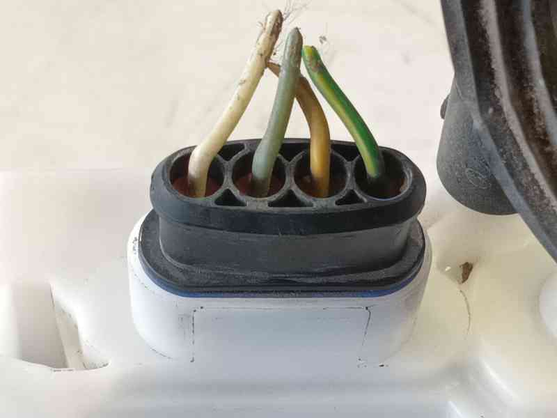 Recambio de cerradura puerta trasera derecha para citroën c3 i (fc_, fn_) 1.4 hdi referencia OEM IAM 9138C1  