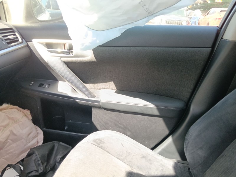 Recambio de guarnecido puerta delantera derecha para lexus ct (zwa10_) 200h (zwa10_) referencia OEM IAM   