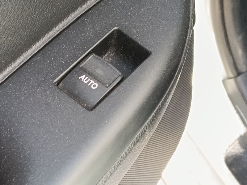 Recambio de mando elevalunas trasero izquierdo para lexus ct (zwa10_) 200h (zwa10_) referencia OEM IAM   