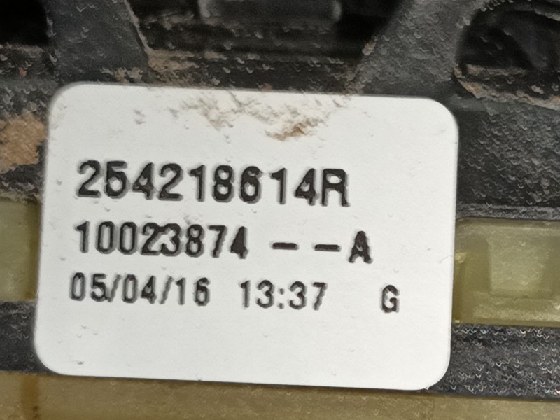 Recambio de mando elevalunas delantero derecho para renault clio iv (bh_) 1.5 dci 90 referencia OEM IAM 254218614R 10023874 