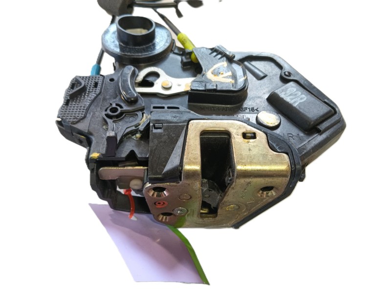 Recambio de cerradura puerta trasera derecha para toyota avensis (_t25_) 2.0 d-4d (cdt250_) referencia OEM IAM 6905002102 / 6941