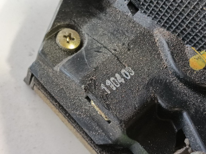 Recambio de cerradura puerta trasera derecha para toyota avensis (_t25_) 2.0 d-4d (cdt250_) referencia OEM IAM 6905002102 / 6941