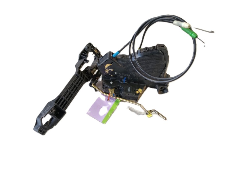 Recambio de cerradura puerta delantera izquierda para toyota avensis (_t25_) 2.0 d-4d (cdt250_) referencia OEM IAM 6904002152 / 