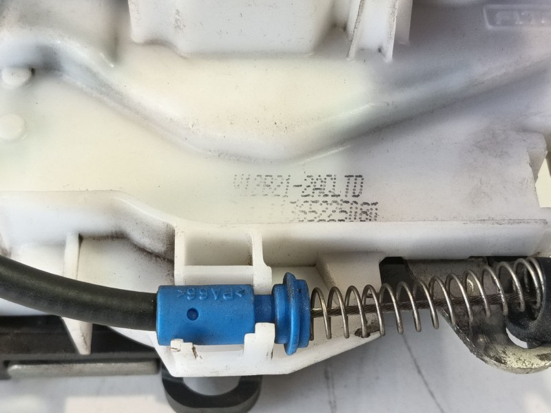 Recambio de cerradura puerta delantera derecha para peugeot bipper (aa_) 1.3 hdi 75 referencia OEM IAM 1613686680  