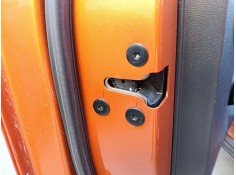 Recambio de cerradura puerta delantera izquierda para mg zs suv (azs1) 1.5 vti referencia OEM IAM 10640587  