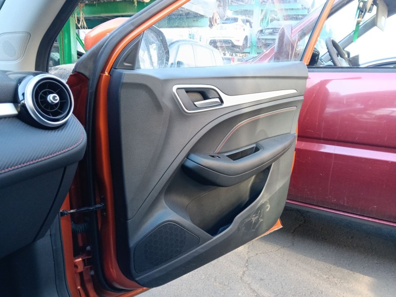 Recambio de guarnecido puerta delantera derecha para mg zs suv (azs1) 1.5 vti referencia OEM IAM   