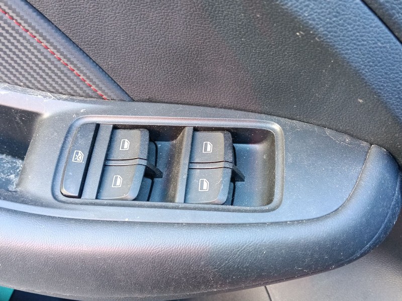 Recambio de mando elevalunas delantero izquierdo para mg zs suv (azs1) 1.5 vti referencia OEM IAM 10470985  