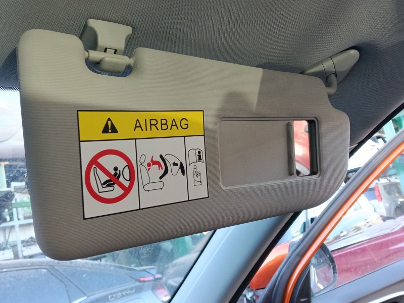 Recambio de parasol derecho para mg zs suv (azs1) 1.5 vti referencia OEM IAM 10524502ASA  