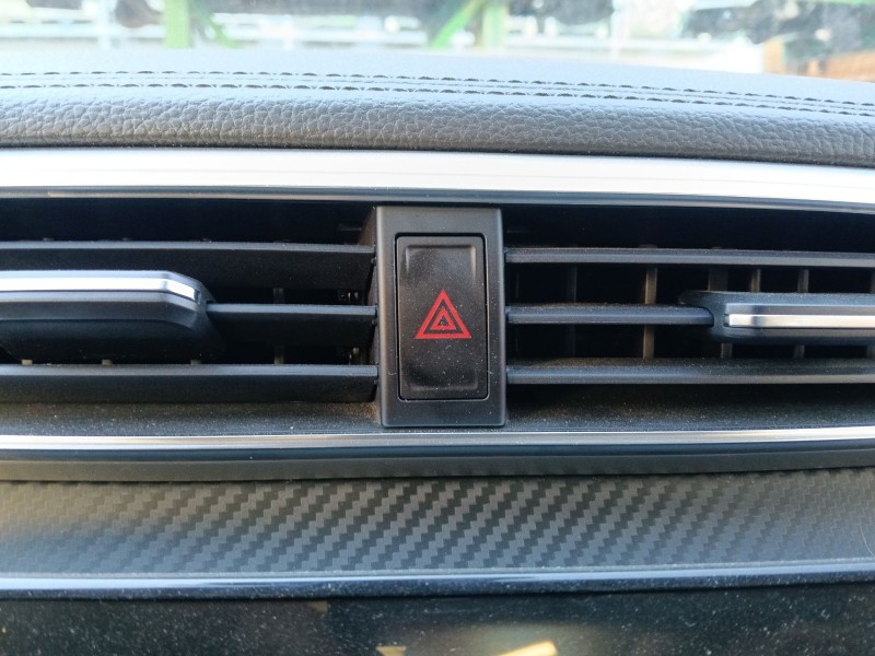 Recambio de warning para mg zs suv (azs1) 1.5 vti referencia OEM IAM   