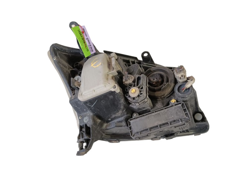 Recambio de faro izquierdo para toyota avensis (_t25_) 2.0 d-4d (cdt250_) referencia OEM IAM 8117005194  