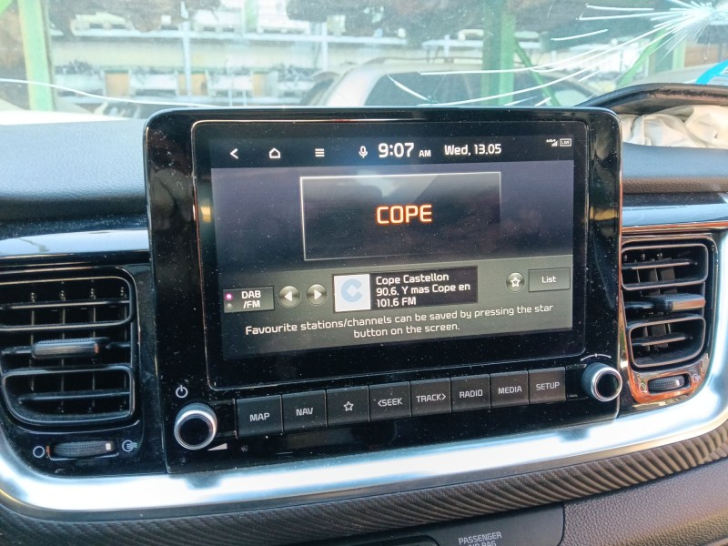 Recambio de pantalla multifuncion para kia stonic (yb) 1.0 t-gdi eco-dynamics+ referencia OEM IAM   