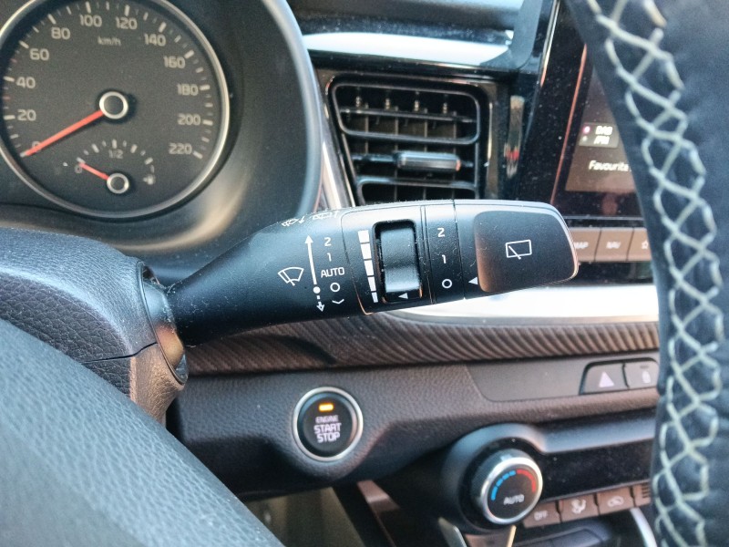 Recambio de mando limpia para kia stonic (yb) 1.0 t-gdi eco-dynamics+ referencia OEM IAM   