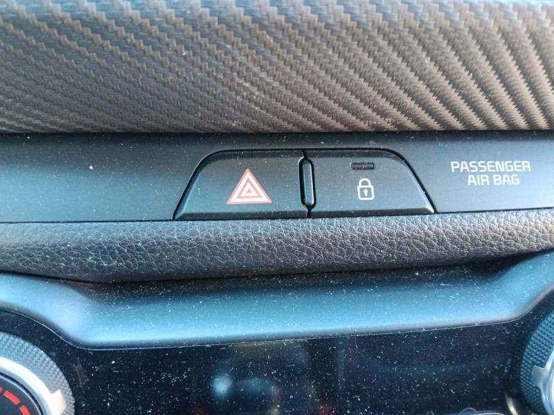 Recambio de warning para kia stonic (yb) 1.0 t-gdi eco-dynamics+ referencia OEM IAM   