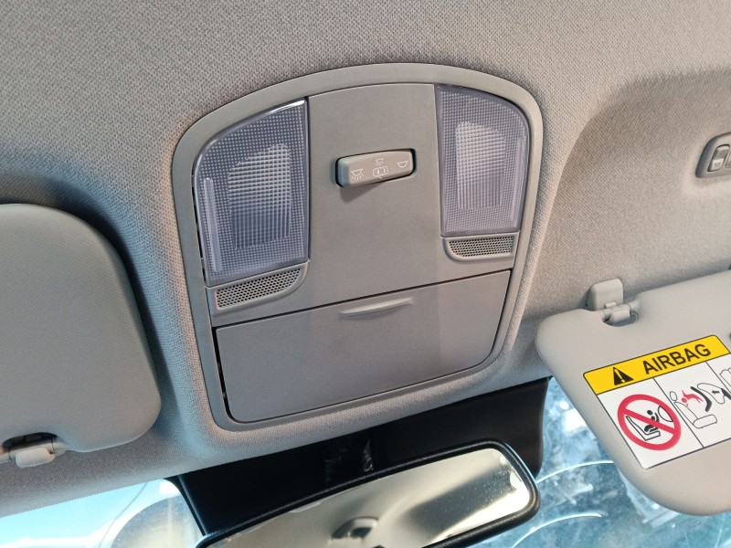 Recambio de luz interior delantera central para kia stonic (yb) 1.0 t-gdi eco-dynamics+ referencia OEM IAM   
